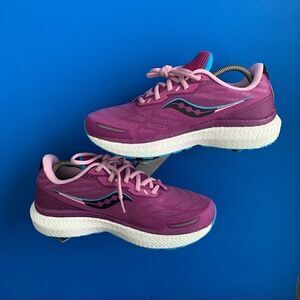 SAUCONY FORMFIT PWRrun PINK PURPLE BLUE ORANGE ATHLETIC SHOES-SIZE 10